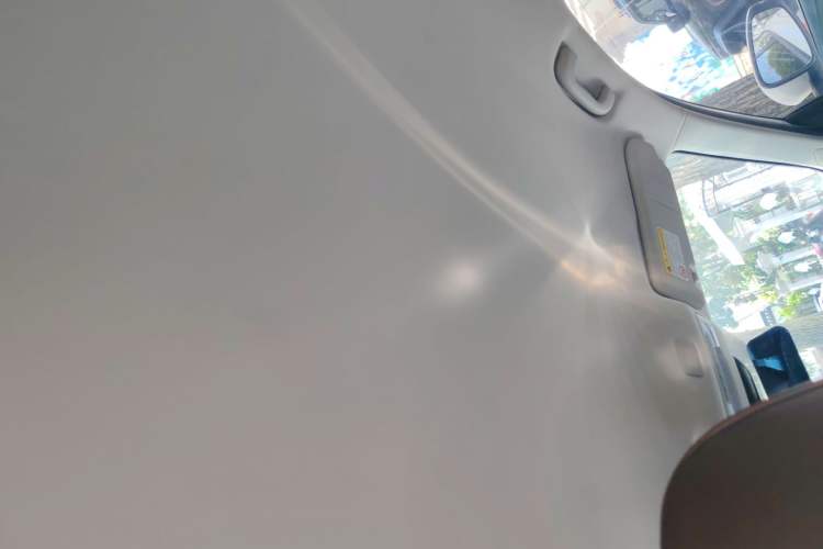 Used Roewe i5 2020 1.5L Manual 4G Connect Luxury Edition Headliner