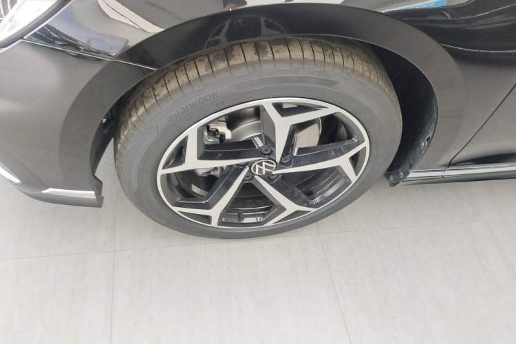 Used Volkswagen Magotan 2026 30 Million Vehicles Selected Model 380TSI DSG Luxury Edition Exterior 4