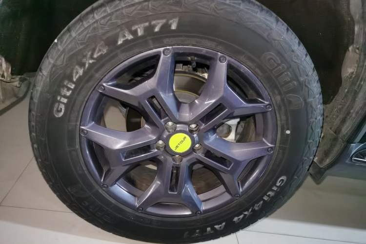 Used JETOUR Traveler 2023 2.0T All-Wheel Drive CrossPRO+