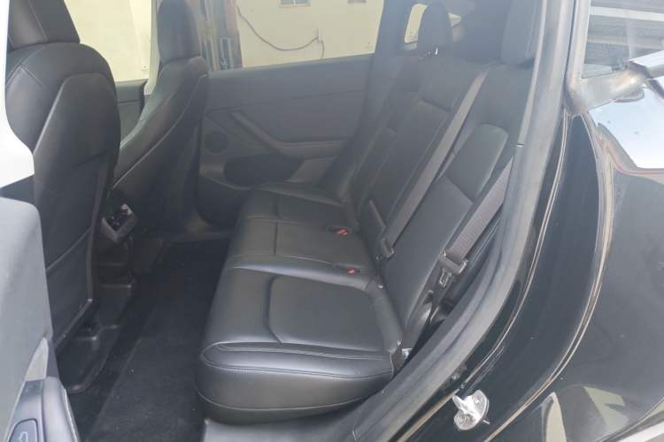 Used Tesla Model Y 2021 Long-Range All-Wheel-Drive Version 3D7 Left Rear Seat