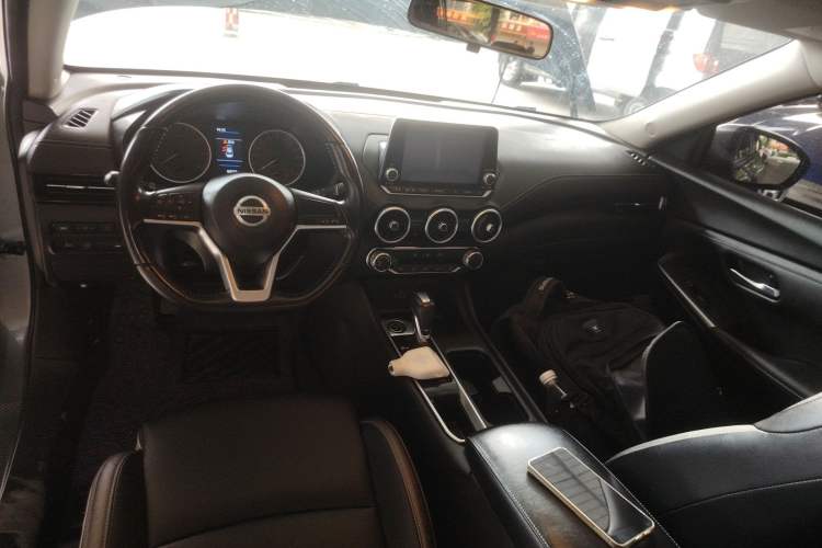 Used Nissan Sylphy 2020 1.6L XL CVT Enjoyment Edition Center Console