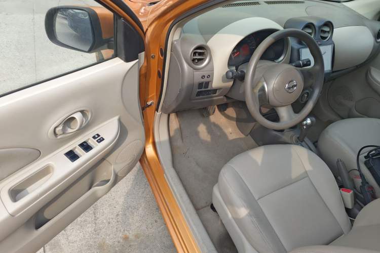 Used Nissan March 2010 1.5L Automatic Easy-Style Version
