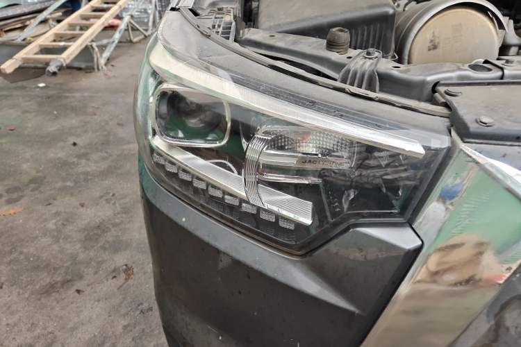 Used JAC Group T8 2020 2.0T Diesel 4x4 Business-Grade Standard Double Cabin HFC4DB2-2E
