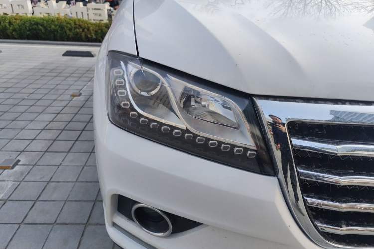 Used Haval H2 2017 Red-Label 1.5T Automatic Two-Wheel Drive Elite Model