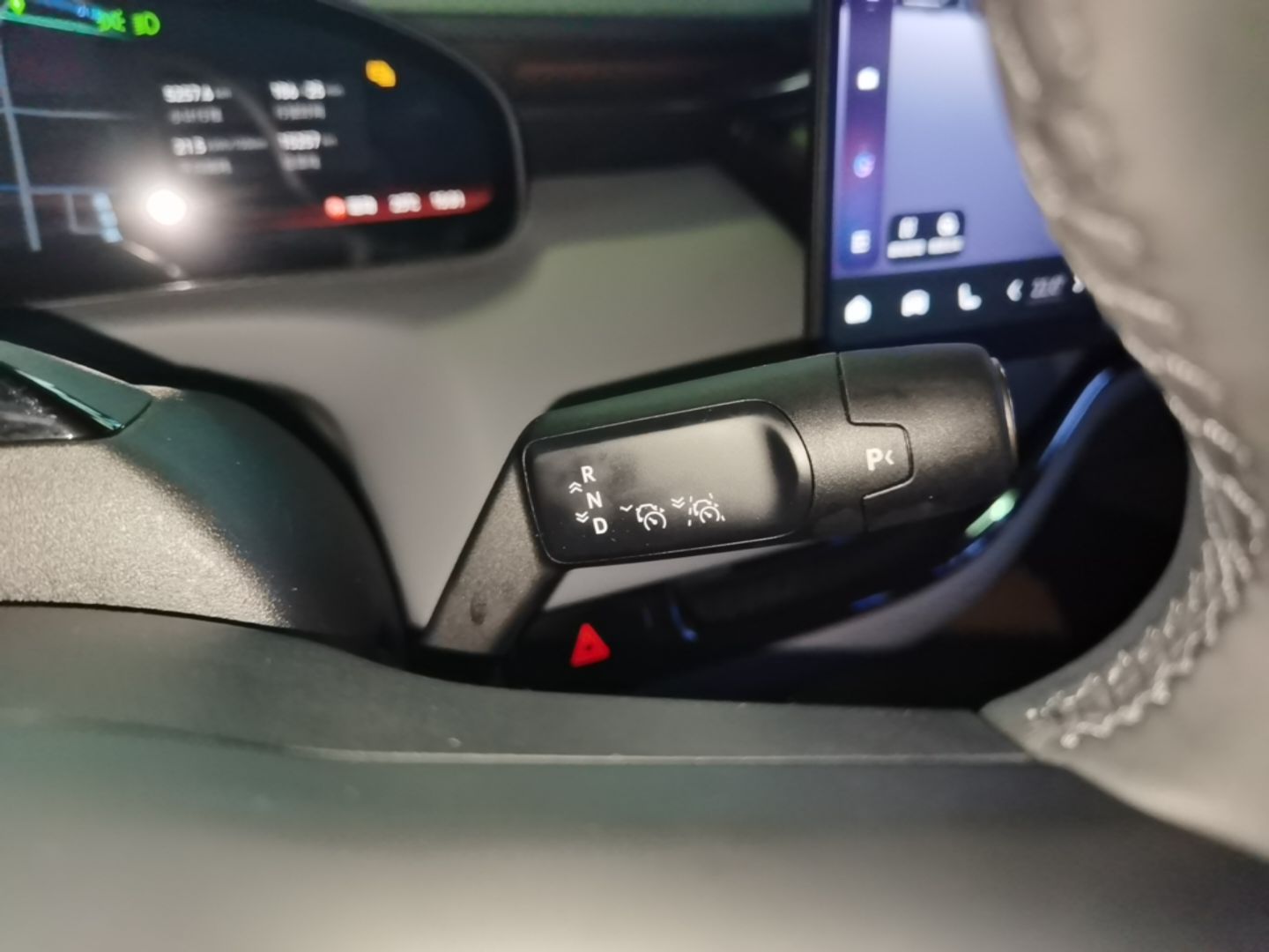 Zeekr MIX 2025 Intelligent Driving Version — снимка 18