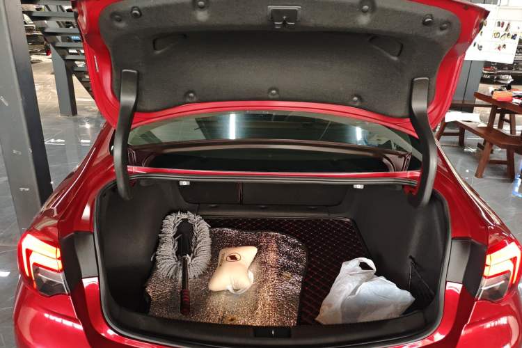 Used Buick Regal 2019 20T Elite Version China V Standard Trunk