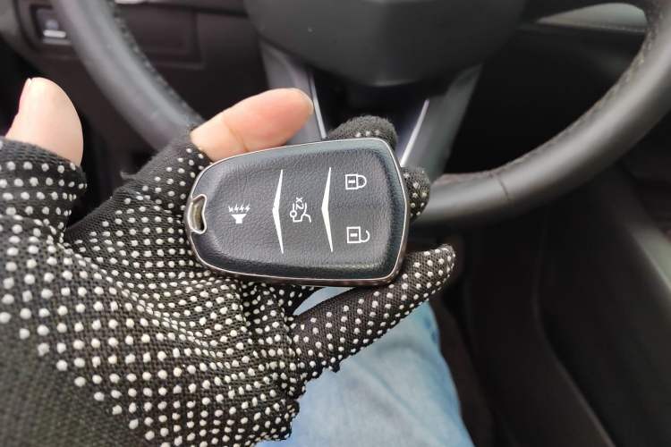 Used Cadillac XT4 2020 Revised Version 28T Two-Wheel Drive Leading Edition Vehicle Key