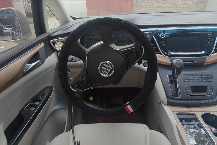 Used Buick GL8 2018 ES 28T Comfort Model China VI Standard