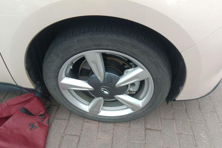 Used ORA Good Cat 2022 Morandi Edition 400km Standard Range Two-Week Young Enjoyment Version Lithium Iron Phosphate