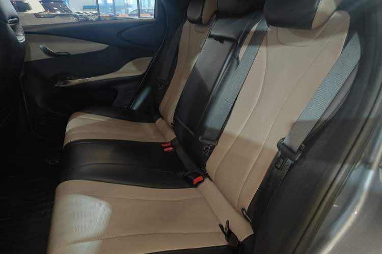 Used BYD Dolphin 2023 420 km Fashion Edition