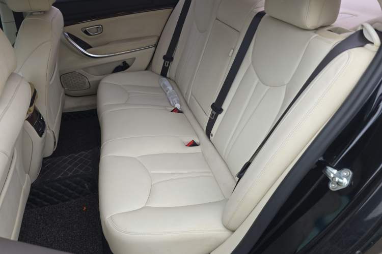 Used Roewe 950 2017 30T Internet Flagship Edition Left Rear Seat