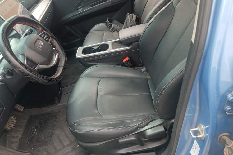 Used NETA V 2022 Chao 300 Lite Ternary Lithium Left Front Seat