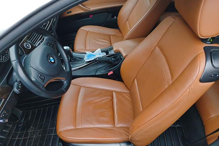 Used BMW 3 Series 2011 320i Coupe Left Front Seat