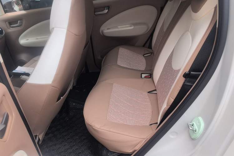Used Wuling Hongguang MINIEV 2025 Four-Door Version Advanced Edition Left Rear Seat
