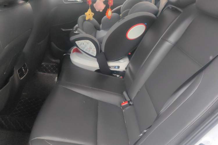 Used Hyundai Mistra 2019 1.8L Automatic Smart GLS China VI Standard Left Rear Seat