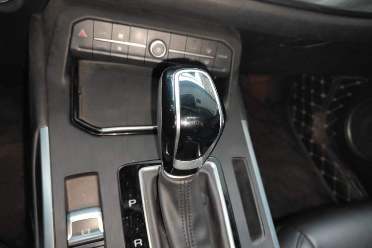 Used Wey VV5 2017 2.0T Ultra-Luxury Version
