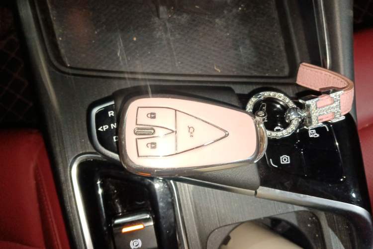 Used Changan UNI-T 2020 1.5T Prestige Version