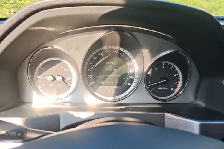 Used Mercedes-Benz GLK-Class 2012 GLK 300 4MATIC Luxury Model