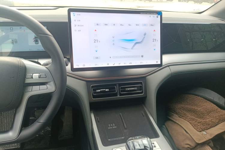 Used BYD Song L DM-i 2025 Intelligent Driving Version 160 km Beyond-Range Type
