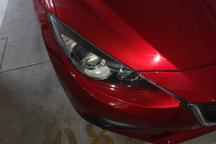 Used Mazda 3 Axela 2014 Sedan 1.5L Automatic Comfort Model Right Front Headlight