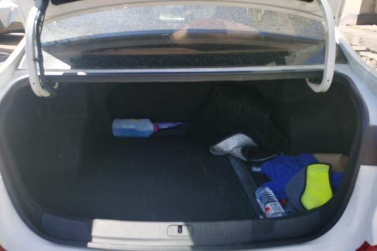 Used Chevrolet Monza 2019 RS 330T Automatic Comfort Edition China VI Standard Trunk