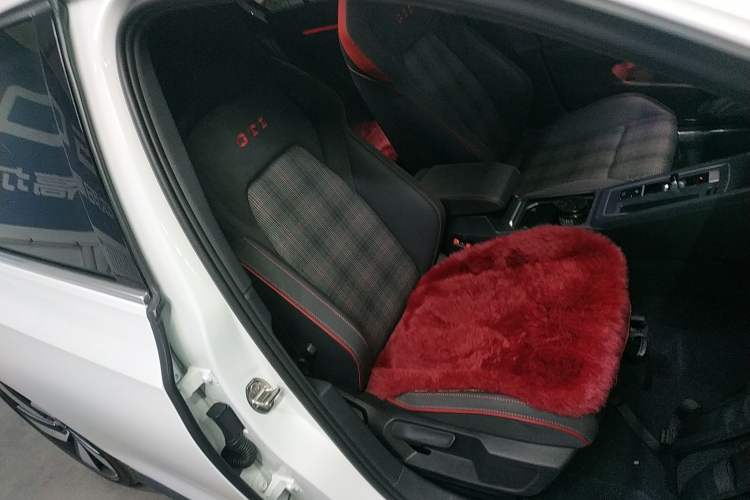 Used Volkswagen Golf GTI 2021 380TSI DSG GTI Right Front Seat