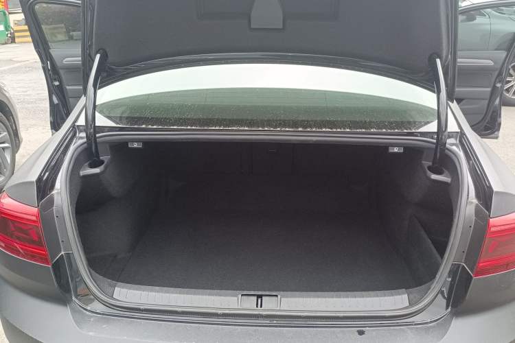 Used Volkswagen Magotan 2020 330TSI DSG Luxury Edition
