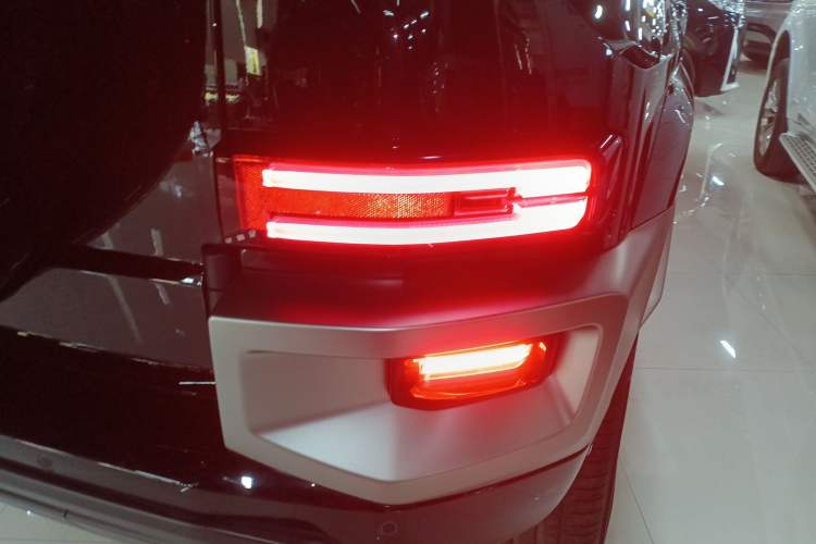 Used Tank 700 New Energy 2024 Hi4-T Extreme Edition Exterior 3