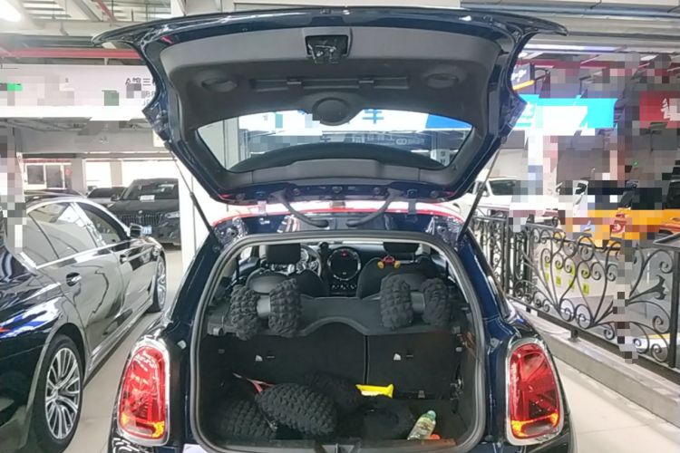 Used MINI 2018 1.5T COOPER Artist