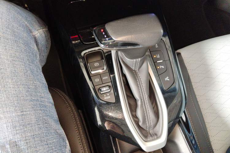 Used Chevrolet Menlo 2022 Starry Edition Gear Lever