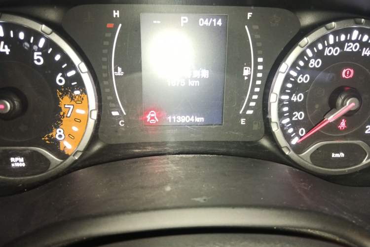 Used Jeep Renegade 2017 180T Automatic Jingneng Edition Odometer Close Up