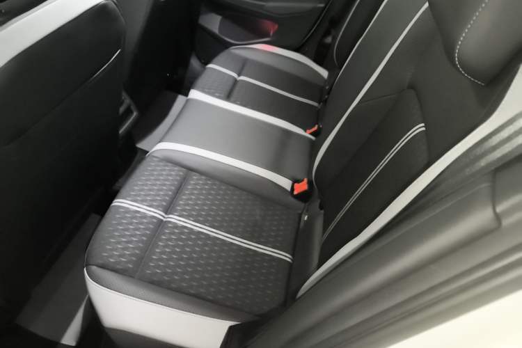 Used Volkswagen Golf 2025 300TSI Pro