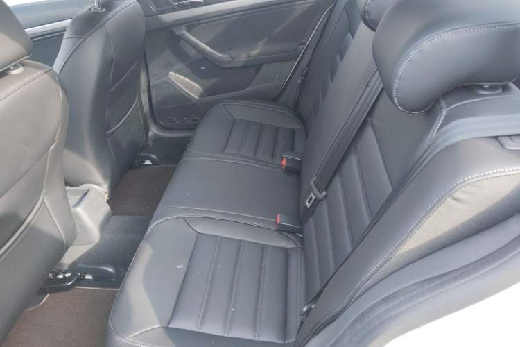 Used Volkswagen Lavida 2019 Lavida Start 1.5L Automatic Trendy Version China VI Standard
