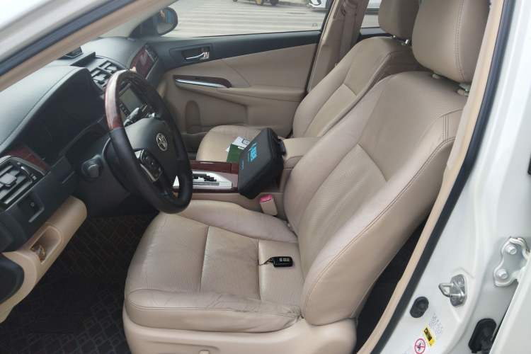 Used Toyota Camry 2012 2.5G Luxury Edition Left Front Seat