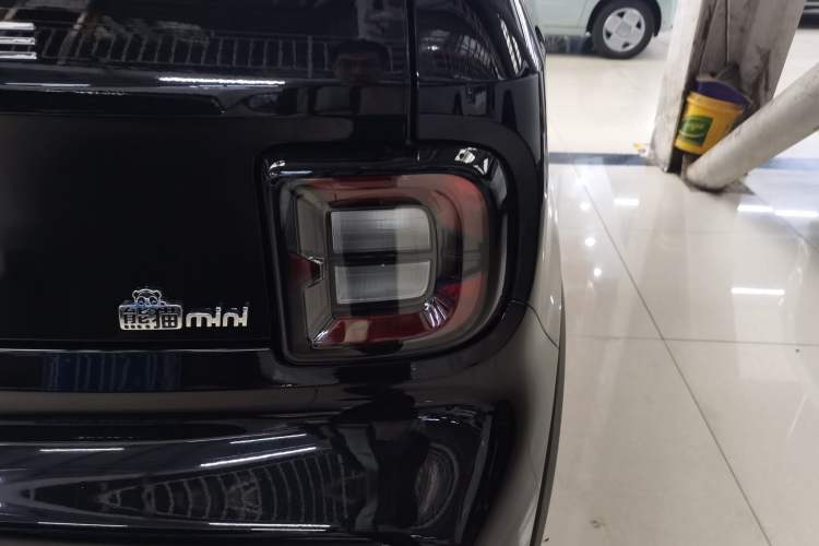 Used Geely Galaxy Panda 2025 210km Panda Kart Right Rear Taillight