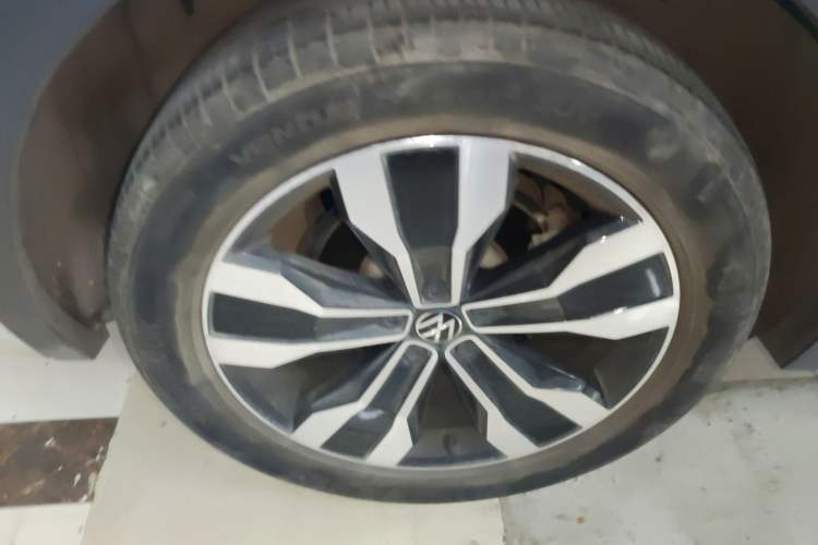 Used Volkswagen Tiguan L 2023 380TSI Automatic All-Wheel Drive R-Line Enhanced 7-Seater