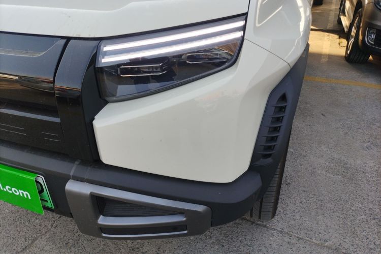 Used Formula Leopard Titanium 3 2025 501KM All-Wheel Drive Intelligent Driving Ultra Version