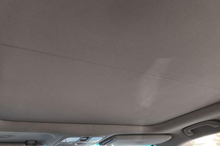 Used Kia Sorento 2013 2.4L 5-Seater Gasoline Comfort Version China IV Standard
