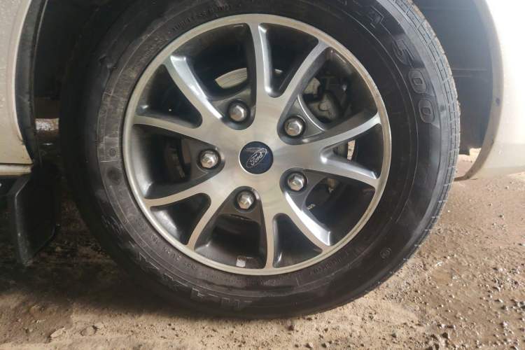 Used Ford Tourneo Custom 2020 2.0T Automatic Elite Version China VI Standard
