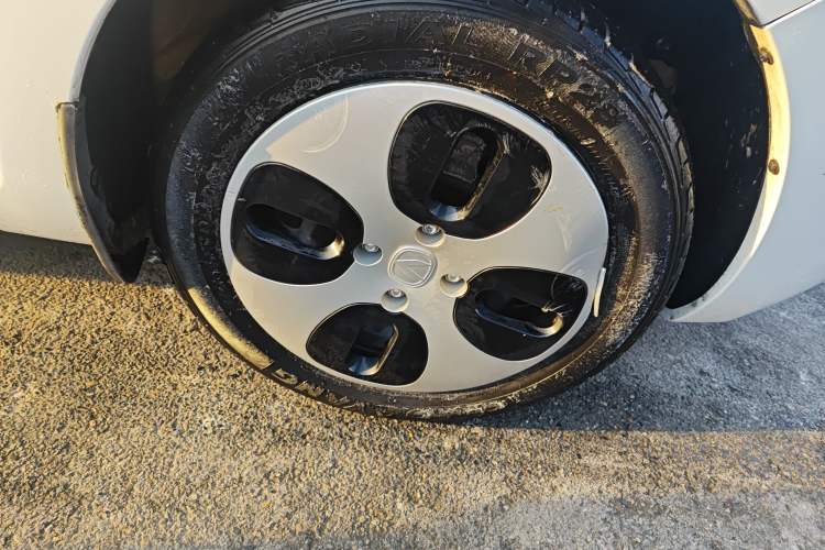 Used CHANGAN OSHAN Benni E-Star 2021 National Edition Colorful Version Lithium Iron Phosphate (31.95 kWh)
