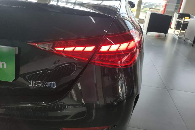 Used Mercedes-Benz C-Class 2023 Restyled C 260 L Night Edition Sports Version Right Rear Taillight