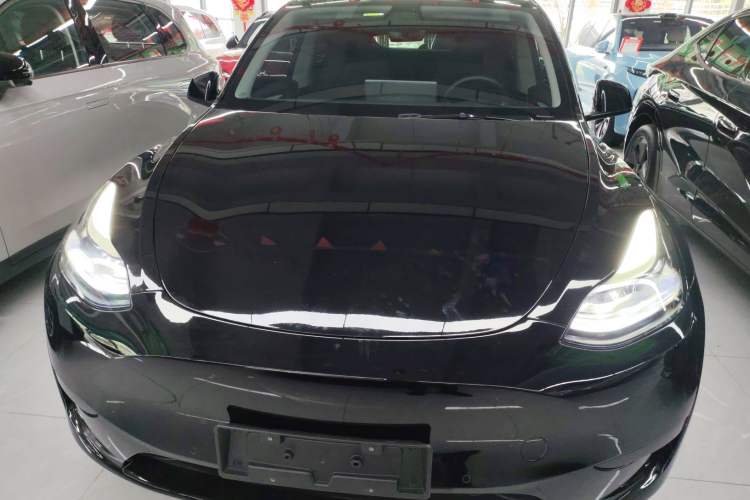 Used Tesla Model Y 2023 Rear-Wheel-Drive Version
