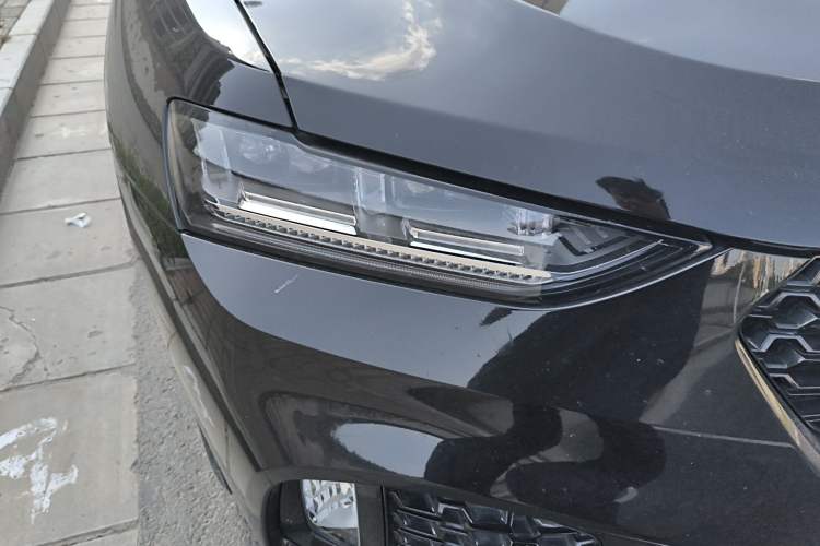 Used Wey VV7 2017 2.0T Flagship Model
