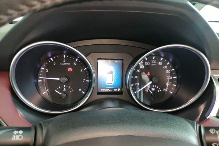 Used Haval H6 Coupe 2018 Red-Label 1.5T Automatic Two-Wheel Drive Luxury Model
