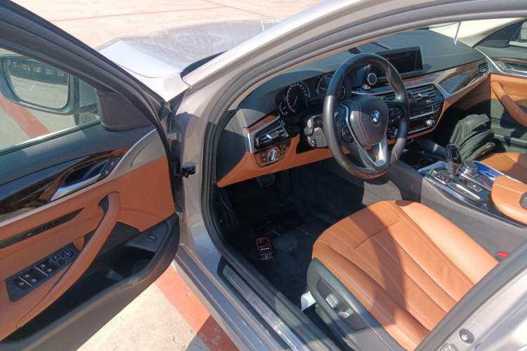 Used BMW 5 Series 2018 528Li Launch Special Edition
