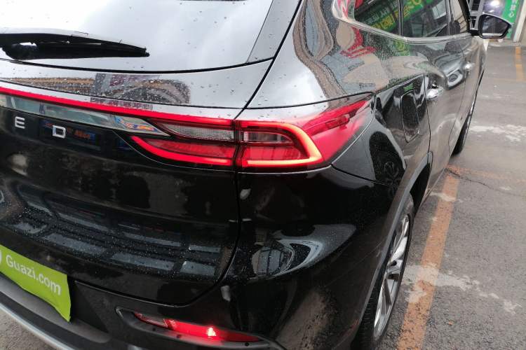 Used EXEED Lingyun 2019 1.6T Two-Wheel Drive Diamond Edition Right Rear Taillight