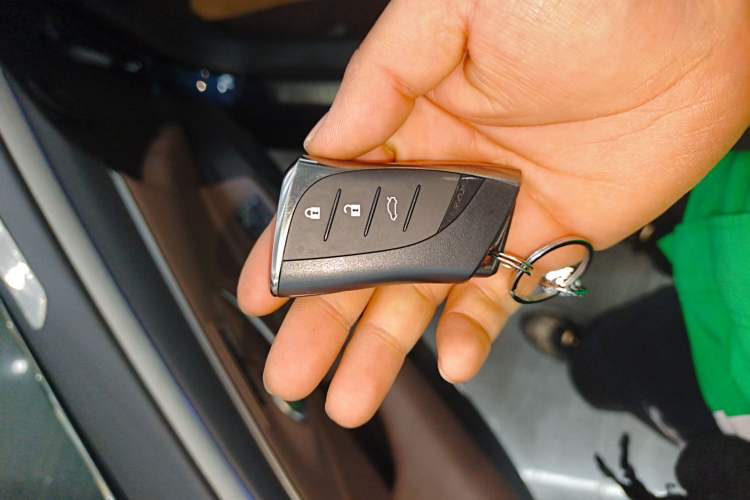 Used Lexus ES 2025 200 Premium Edition