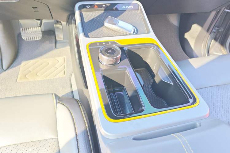 Used AION Y 2022 70 Tech Edition Lithium Iron Phosphate
