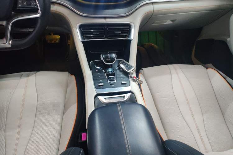 Used BYD Song PLUS New Energy 2021 DM-i 51KM Prestige Model Gear Lever