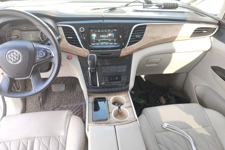 Used Buick GL8 2018 ES 28T Comfort Model China VI Standard